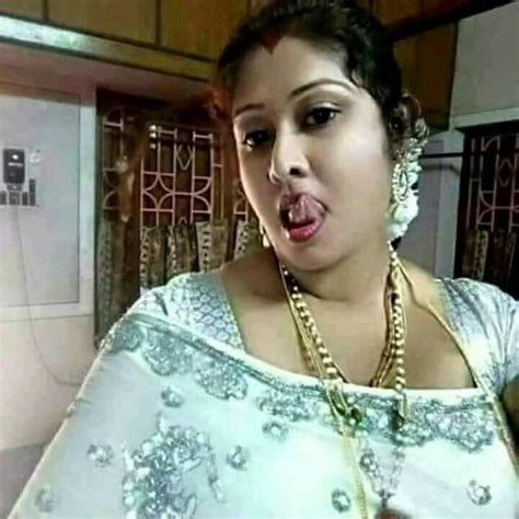 bangla aunty xxx|Bangla Aunty Porn Videos